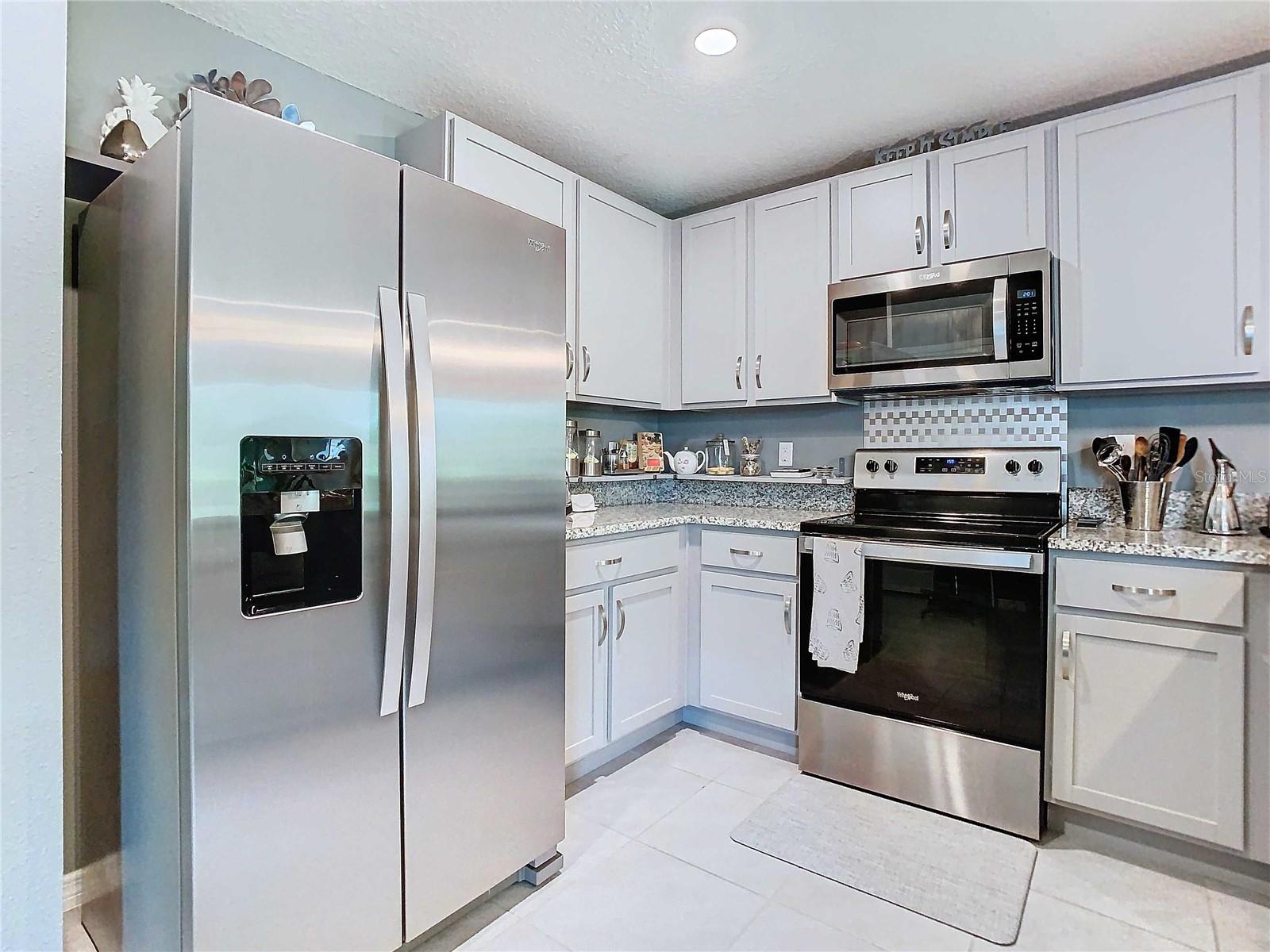 7737 SAIL CLOVER LN, ZEPHYRHILLS, FL — photo 15