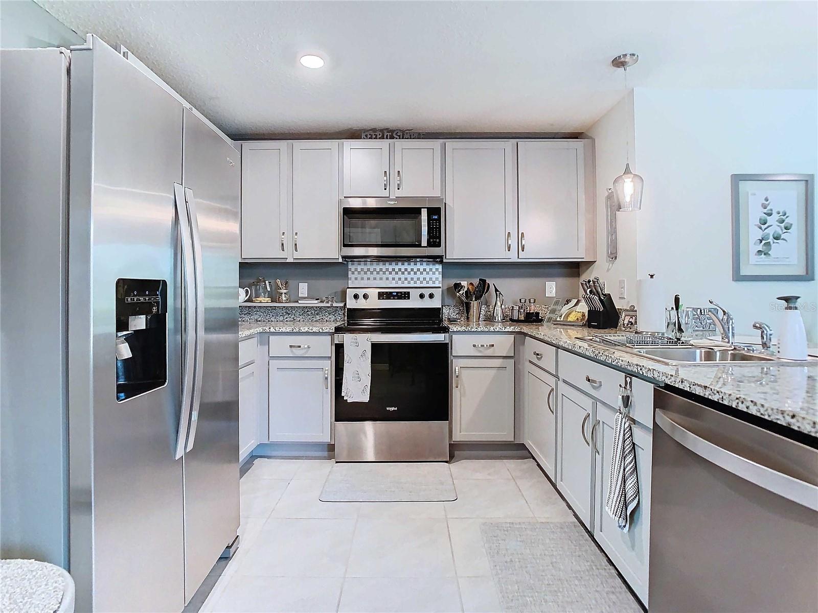 7737 SAIL CLOVER LN, ZEPHYRHILLS, FL — photo 16