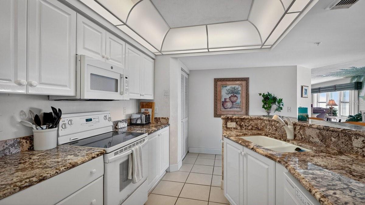3425 S ATLANTIC AVE #1706, DAYTONA BEACH, FL — photo 15