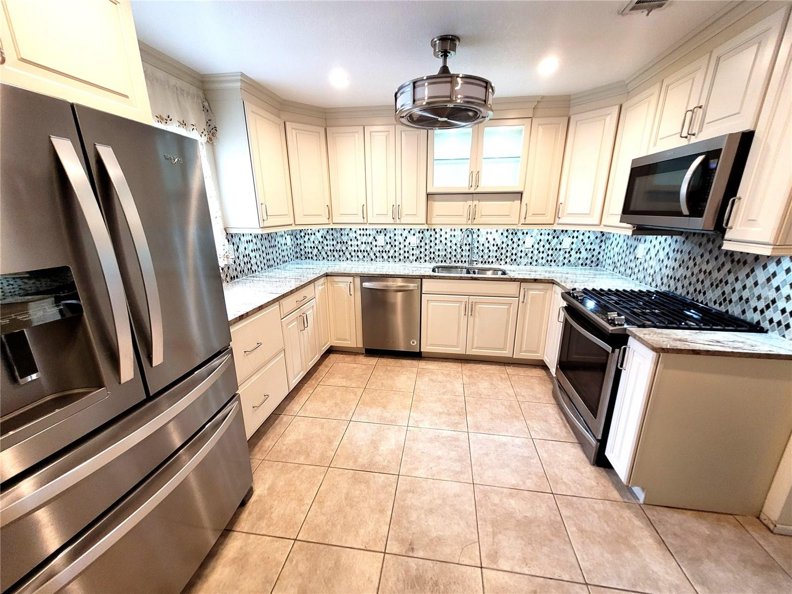 4999 SPRINGWOOD CT, PINELLAS PARK, FL — photo 3