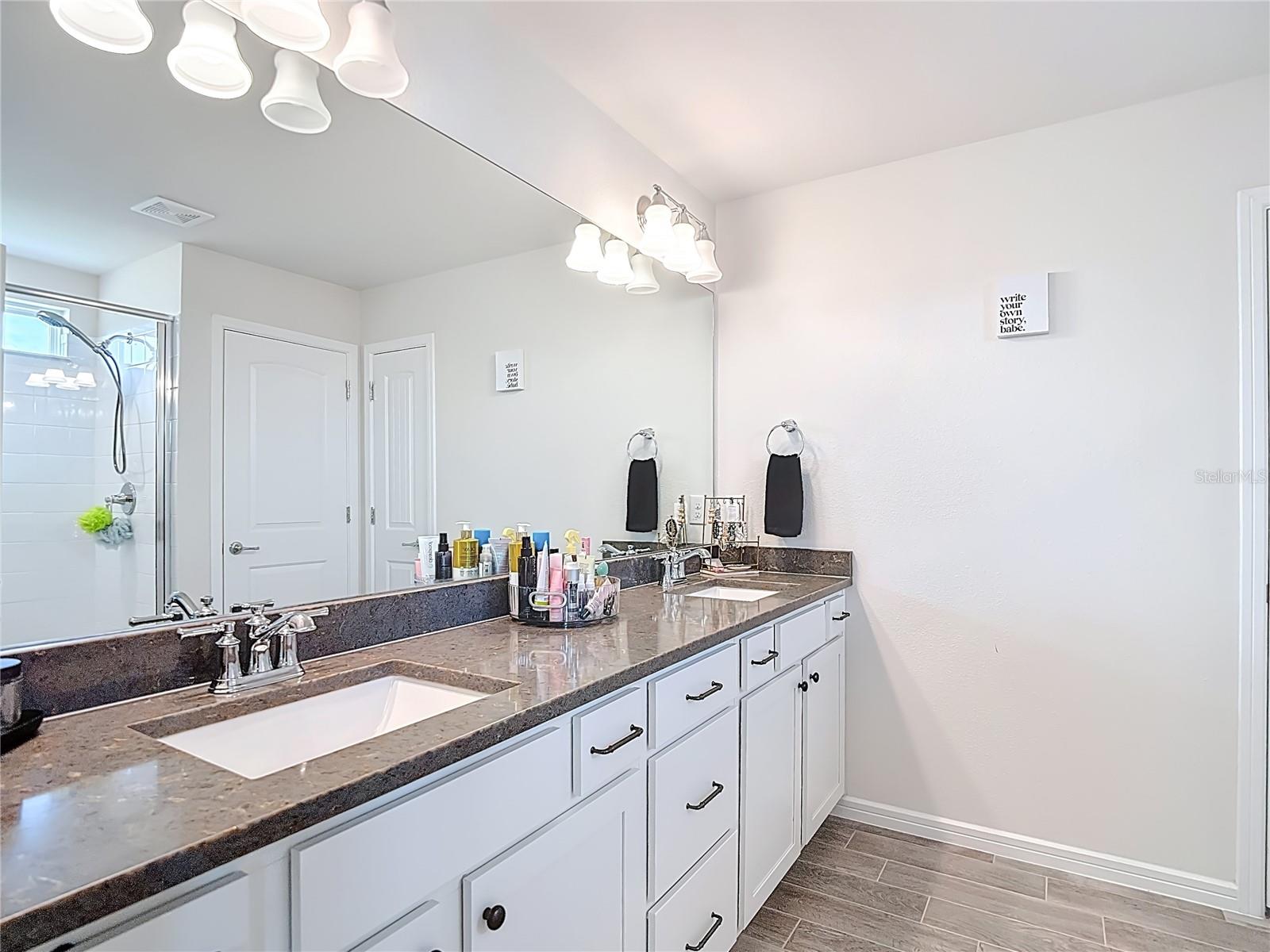 6136 BRADFORD WOODS DR, ZEPHYRHILLS, FL — photo 16