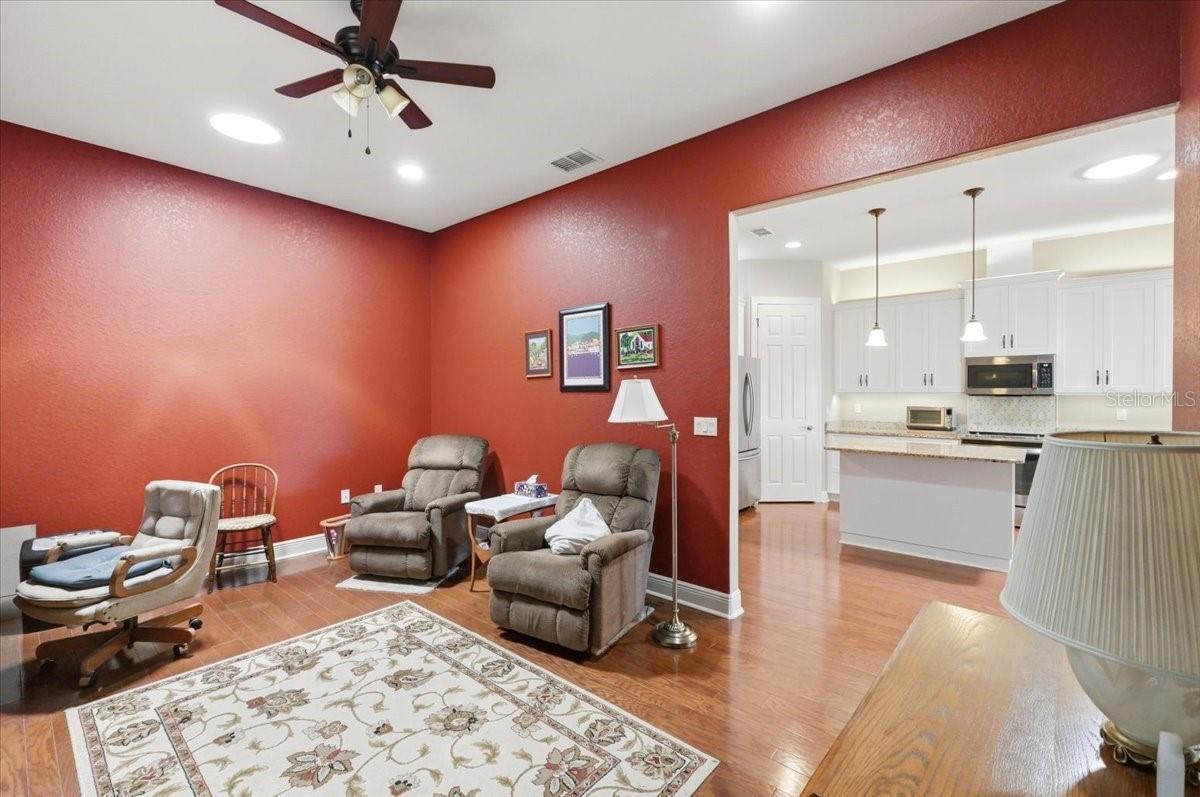 572 MEANDERING WAY, POLK CITY, FL — photo 18