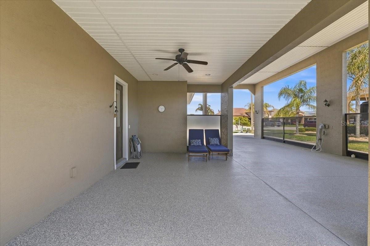 572 MEANDERING WAY, POLK CITY, FL — photo 43