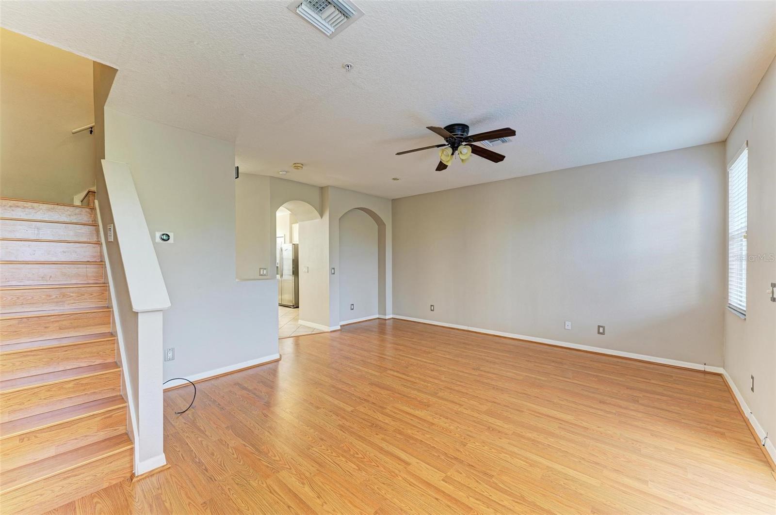 3047 POINTEVIEW DR, TAMPA, FL — photo 14