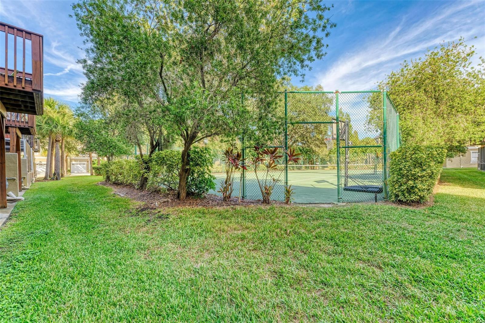 3047 POINTEVIEW DR, TAMPA, FL — photo 42