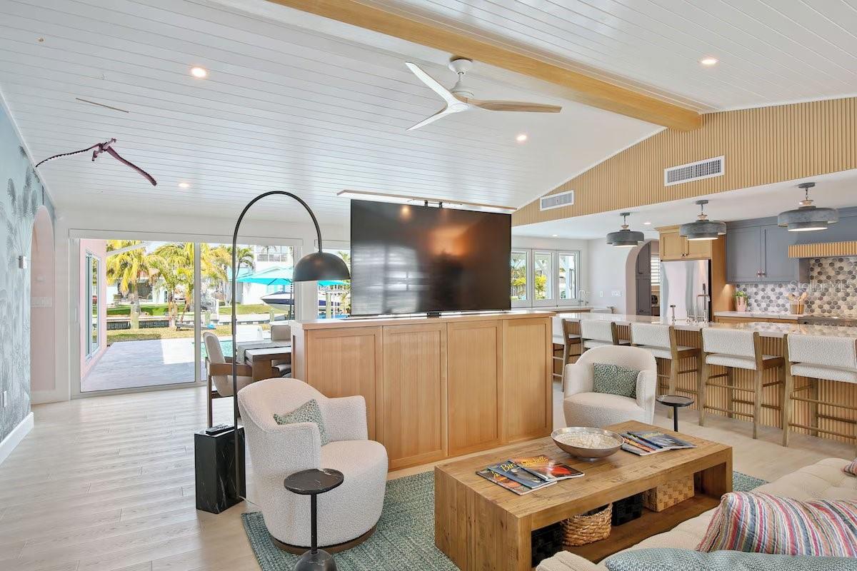 605 CONCORD LN, HOLMES BEACH, FL — photo 6
