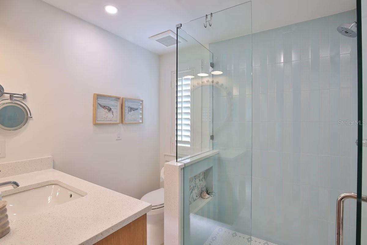 605 CONCORD LN, HOLMES BEACH, FL — photo 25