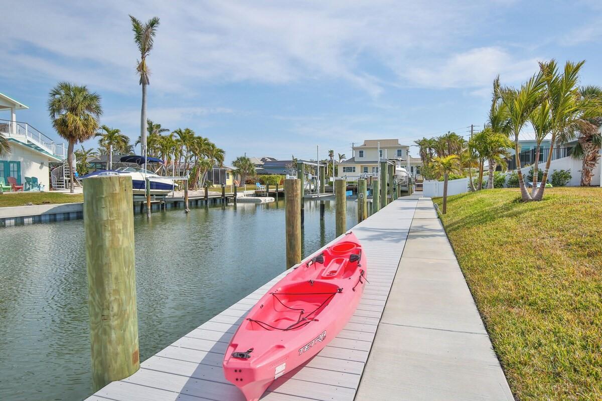 605 CONCORD LN, HOLMES BEACH, FL — photo 40