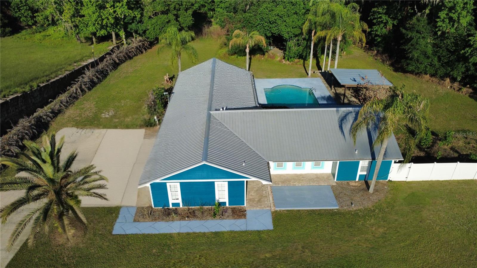 245 COUNTRY CIRCLE DR E, PORT ORANGE, FL
