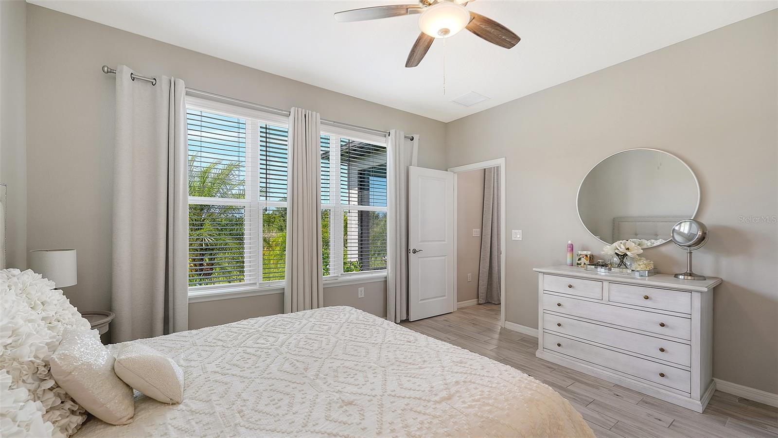 8278 VELDA TRL, SARASOTA, FL — photo 25