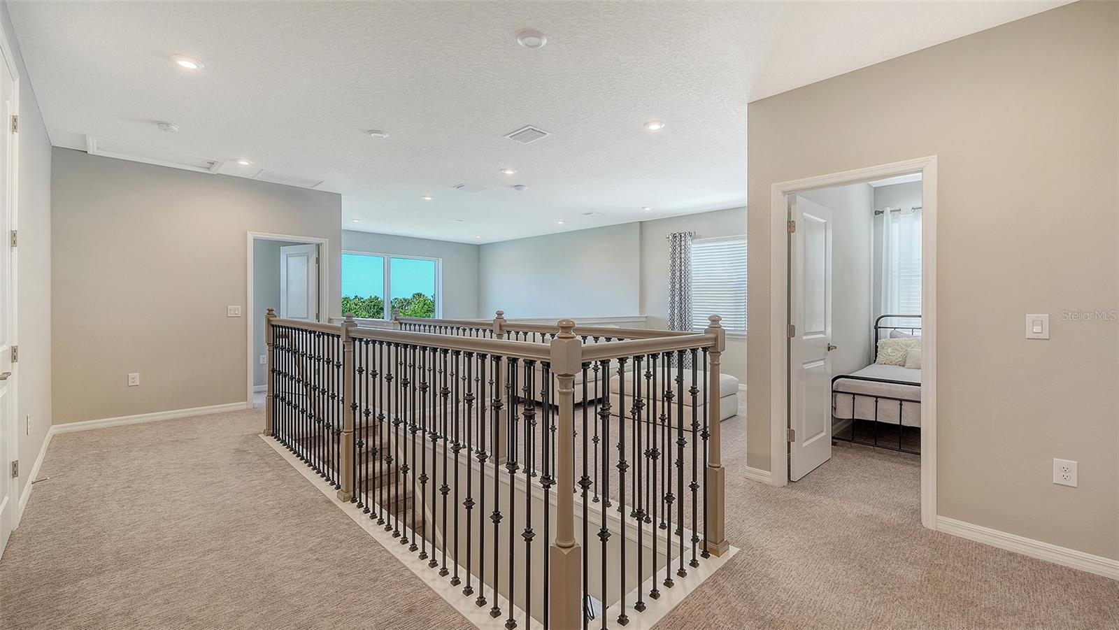8278 VELDA TRL, SARASOTA, FL — photo 34