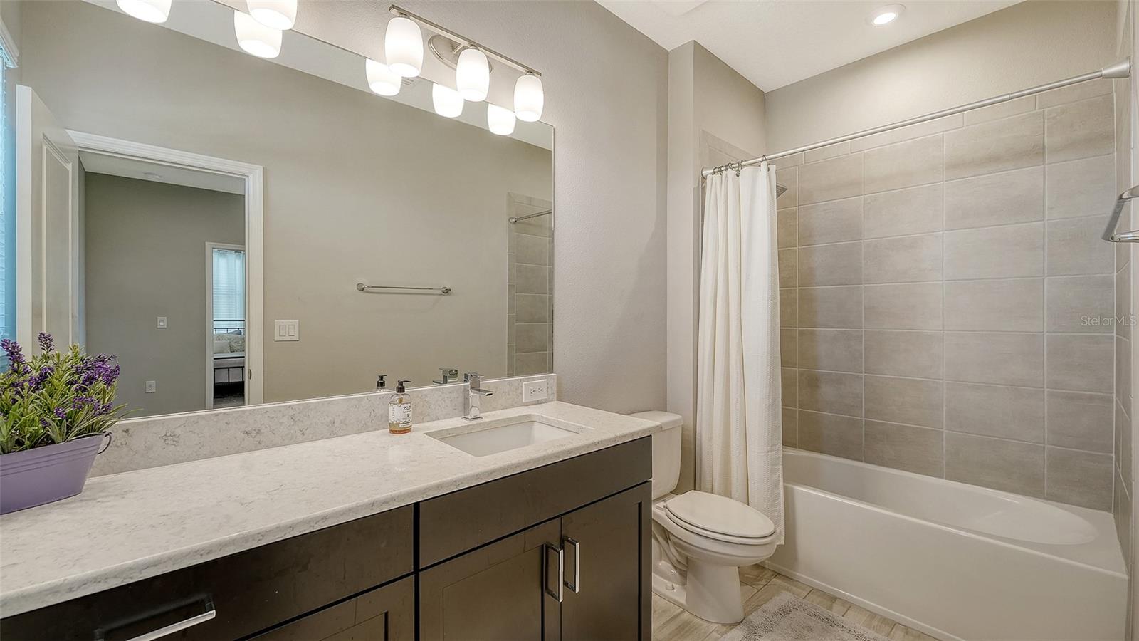 8278 VELDA TRL, SARASOTA, FL — photo 38