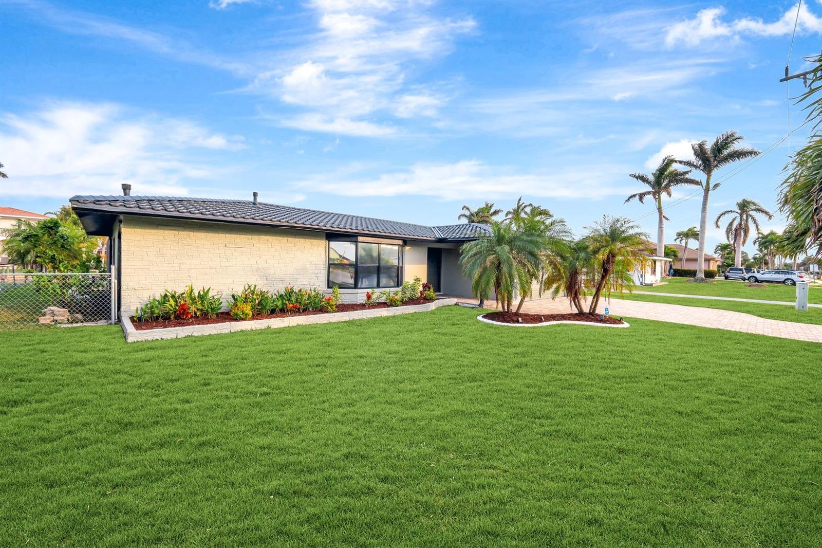 5103 PELICAN BLVD, CAPE CORAL, FL — photo 34