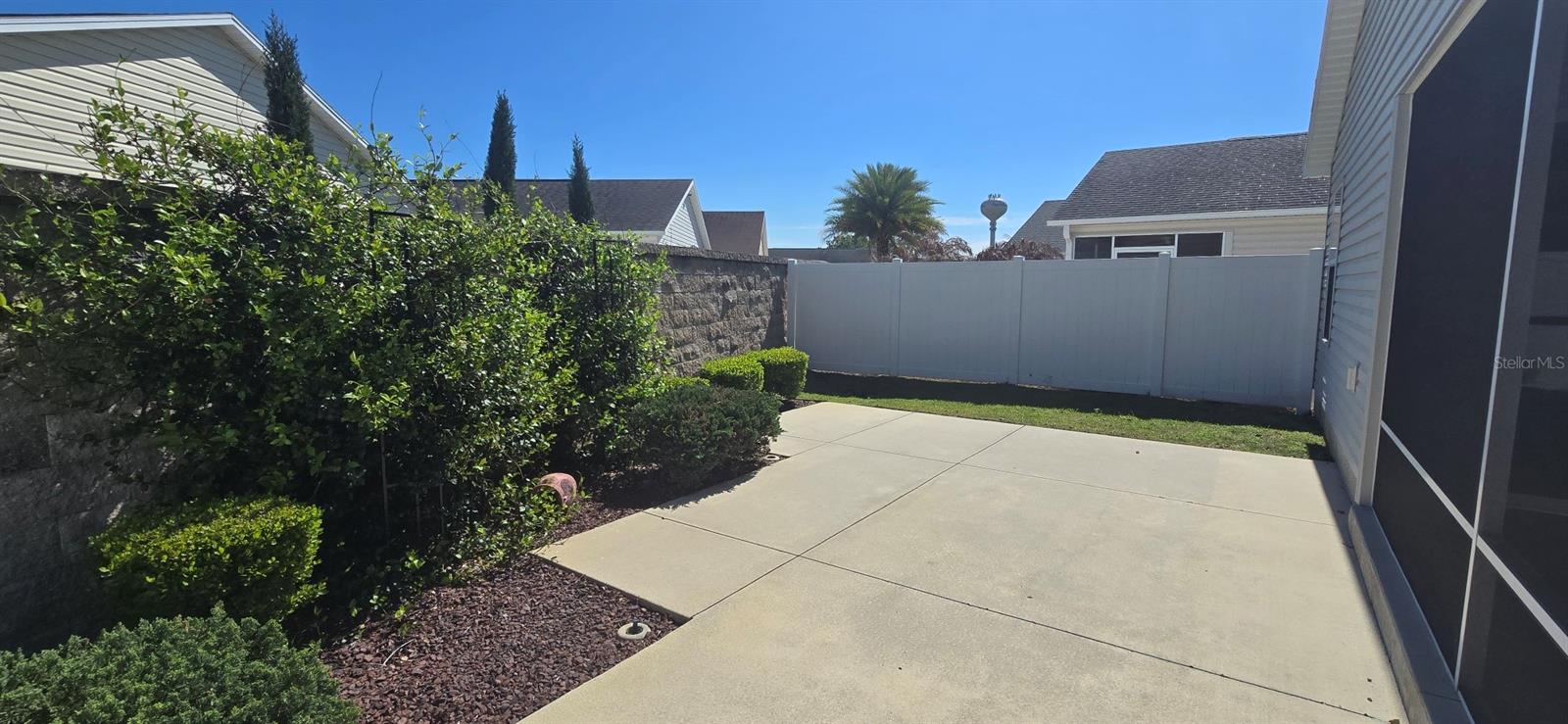 2577 LINDEWOOD ST, THE VILLAGES, FL — photo 4
