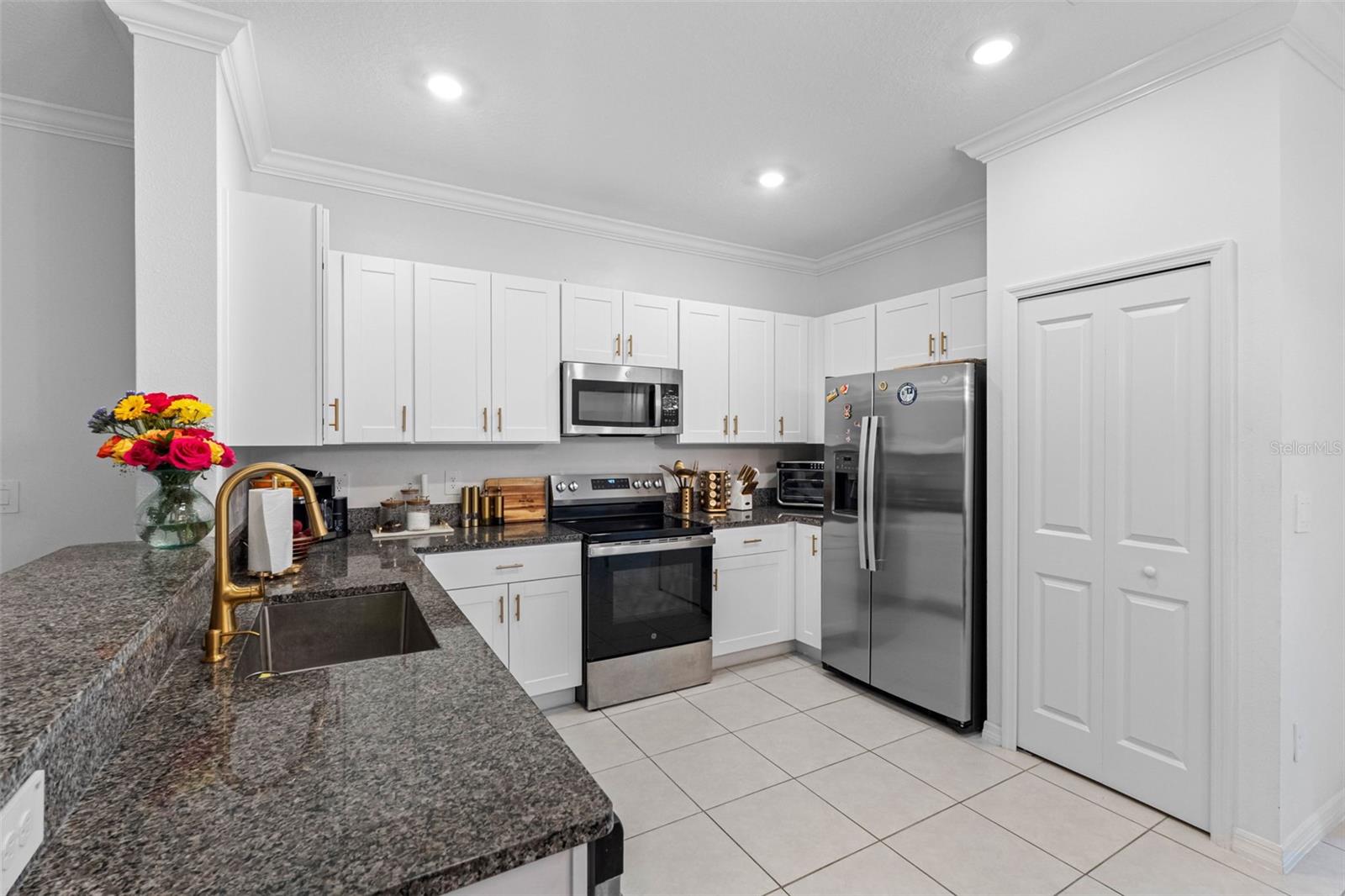 36488 WELL HILL WAY, ZEPHYRHILLS, FL — photo 18