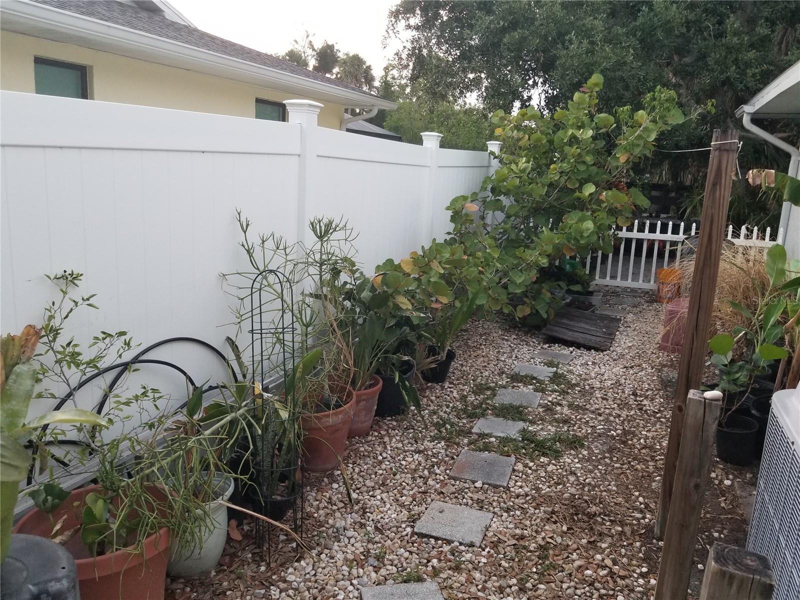 1720 FOSSIL DR, ENGLEWOOD, FL — photo 87