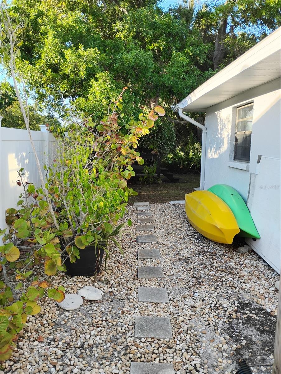 1720 FOSSIL DR, ENGLEWOOD, FL — photo 94