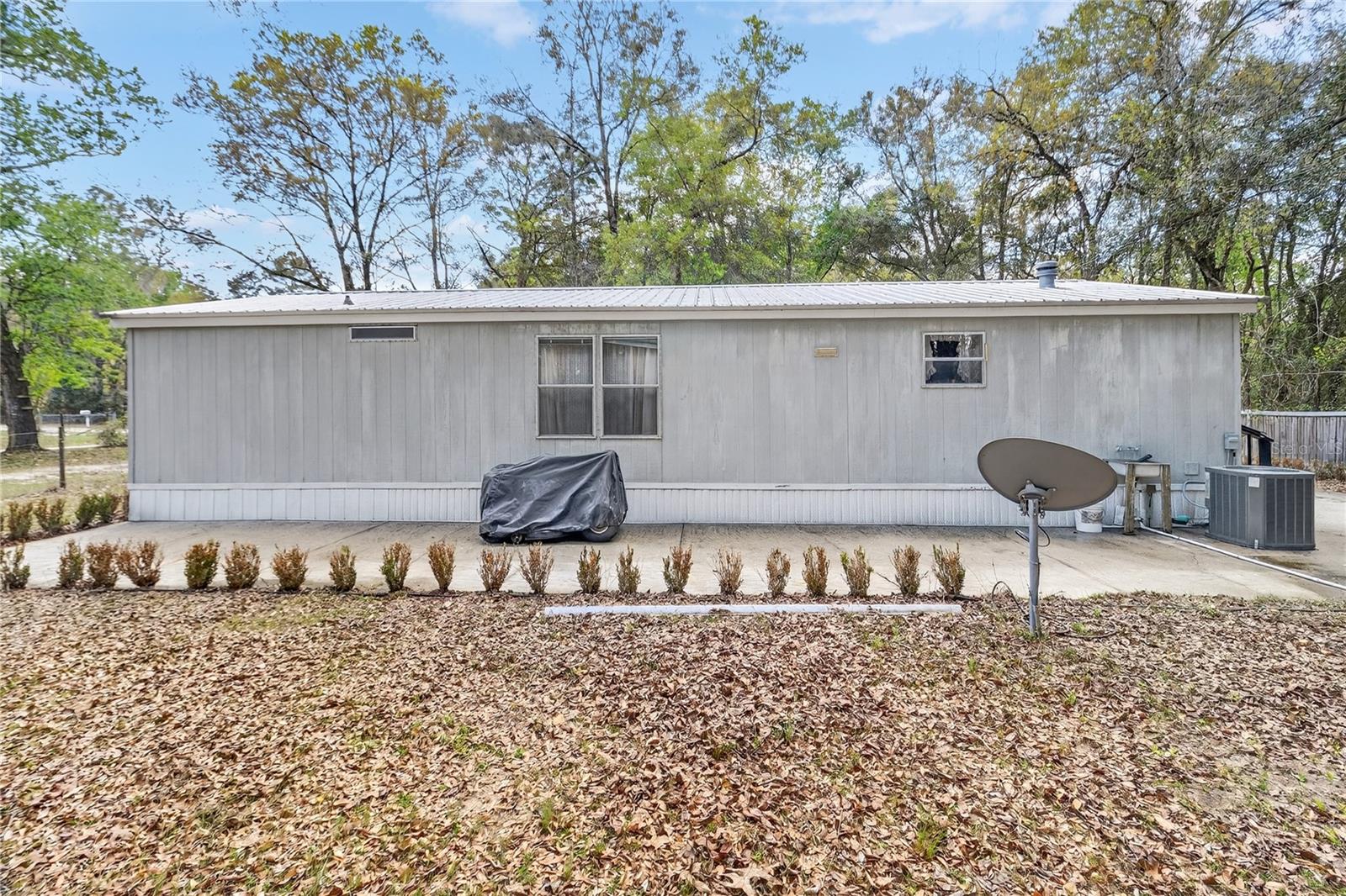 14395 NE 50TH PL, WILLISTON, FL — photo 21