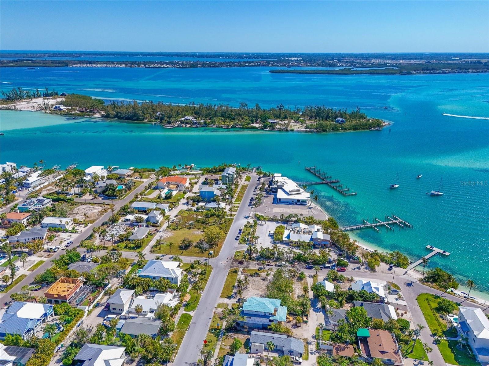 720 BROADWAY ST, LONGBOAT KEY, FL — photo 23