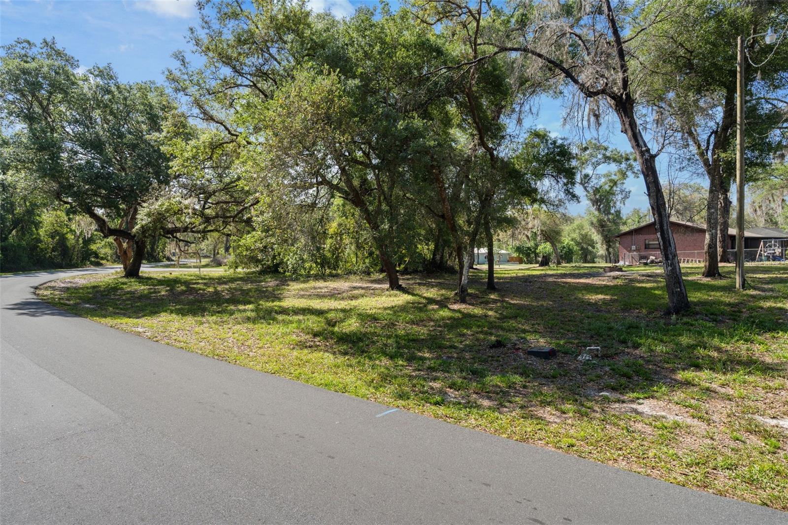 5043 CARDINAL DR, DADE CITY, FL — photo 2
