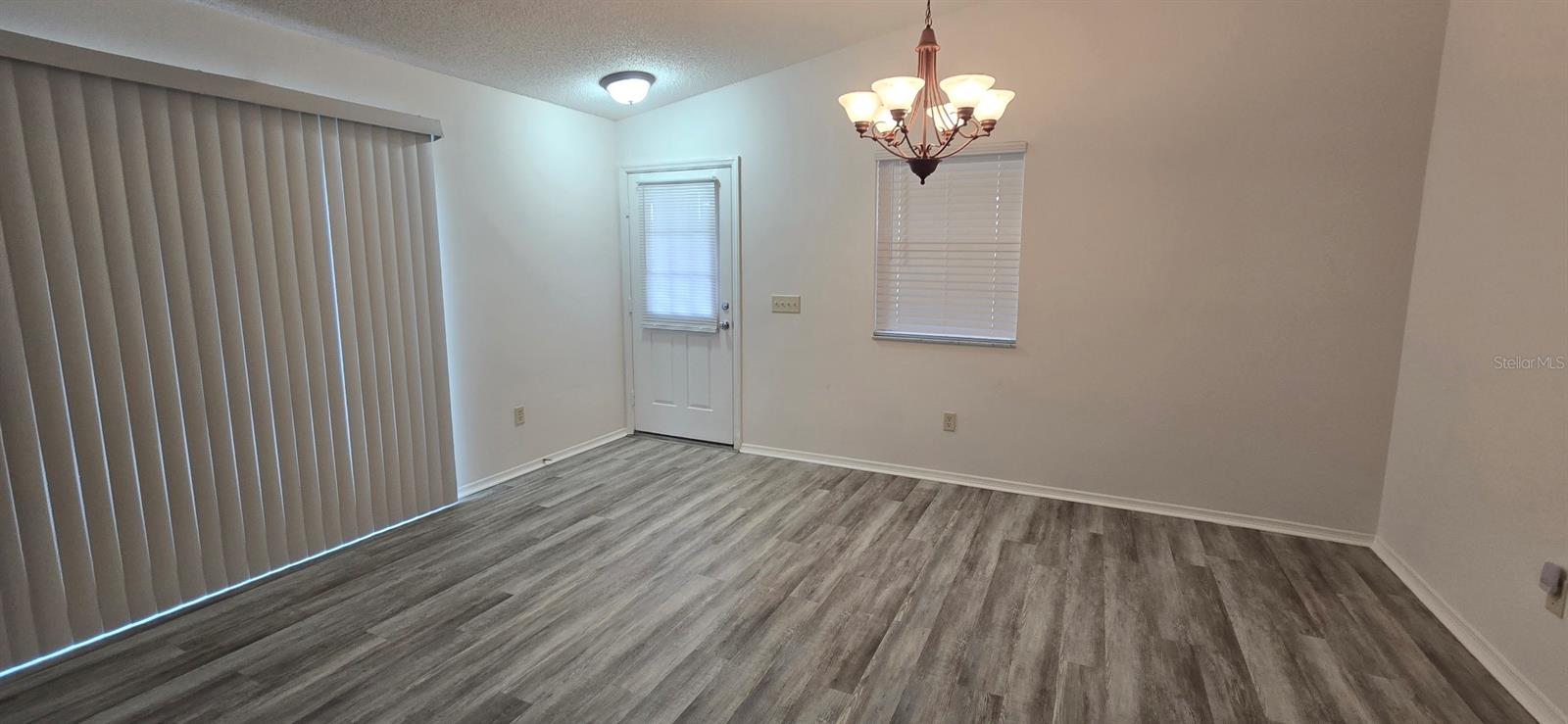 1009 RIDGEVILLE RD, THE VILLAGES, FL — photo 7