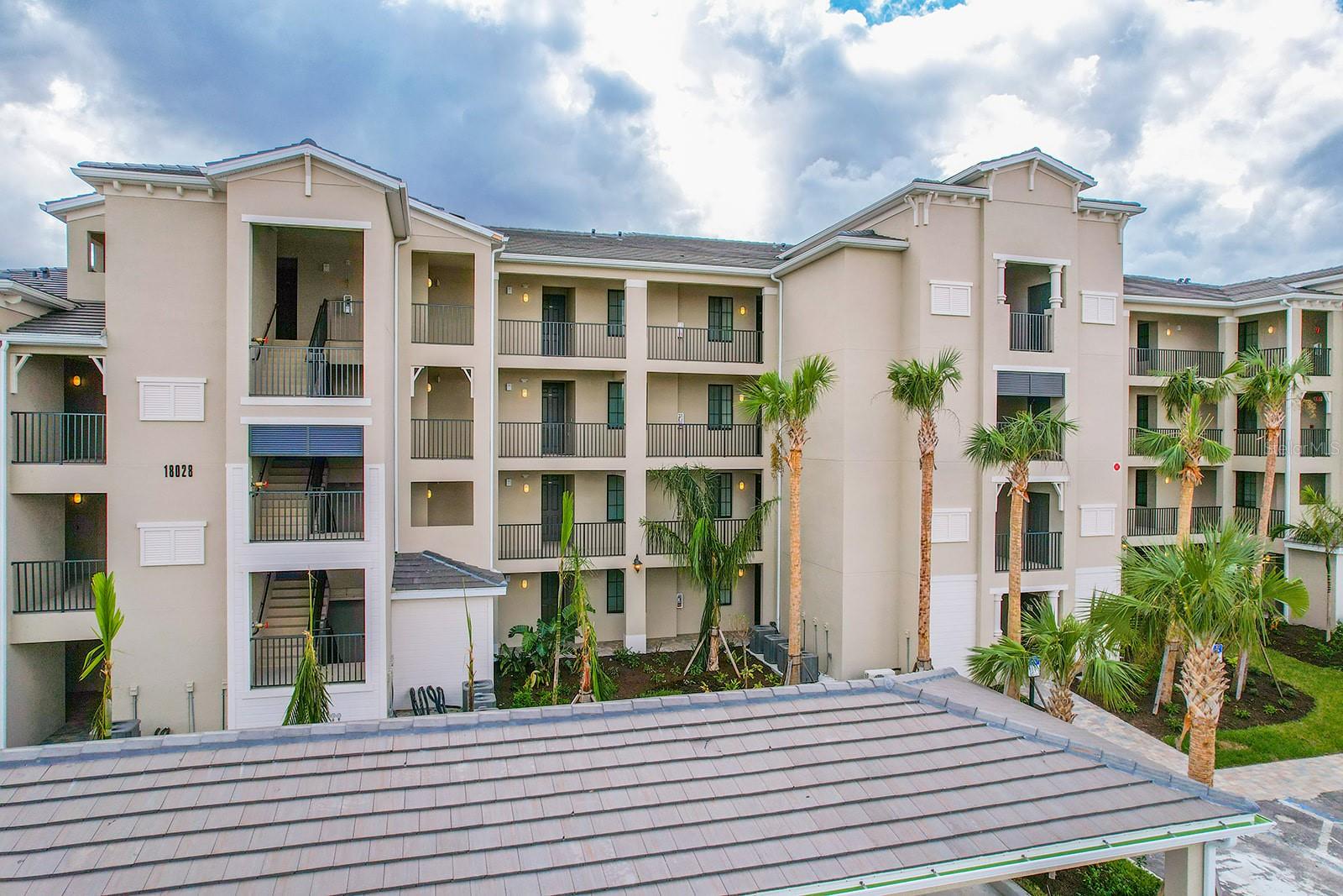 18028 GAWTHROP DR #304, BRADENTON, FL — photo 2