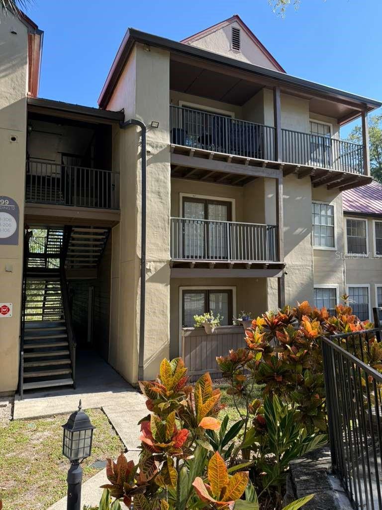 216 AFTON SQ #304, ALTAMONTE SPRINGS, FL
