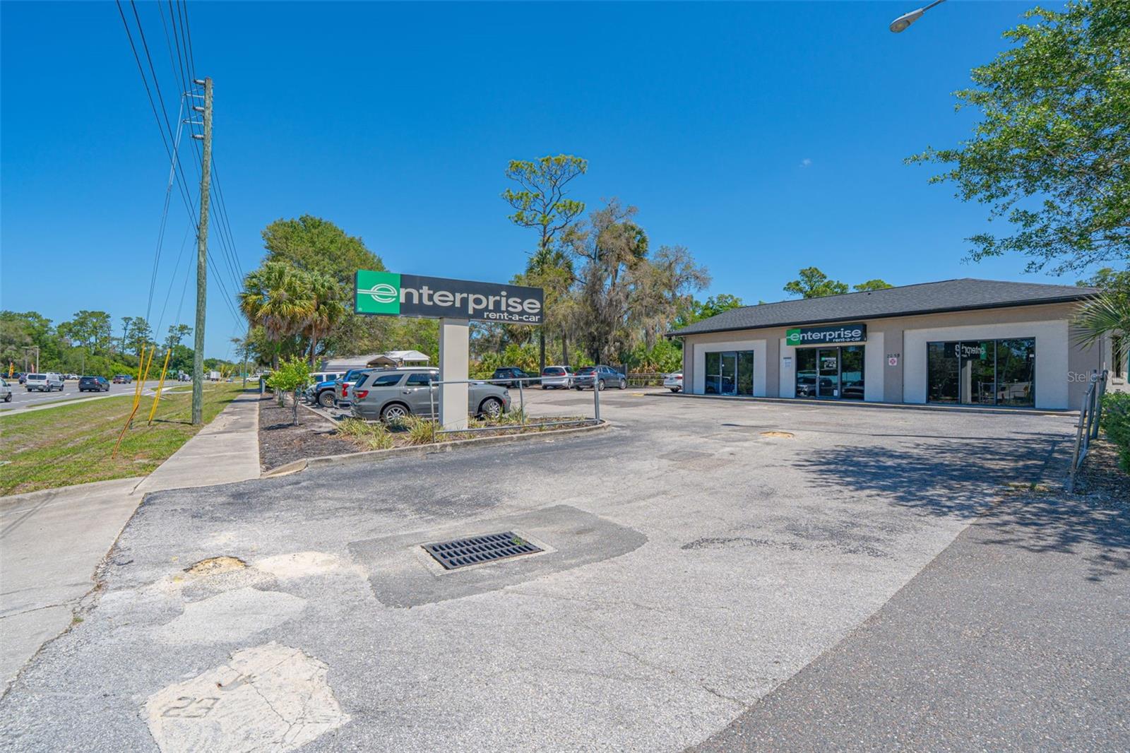 2055 S WOODLAND BLVD, DELAND, FL