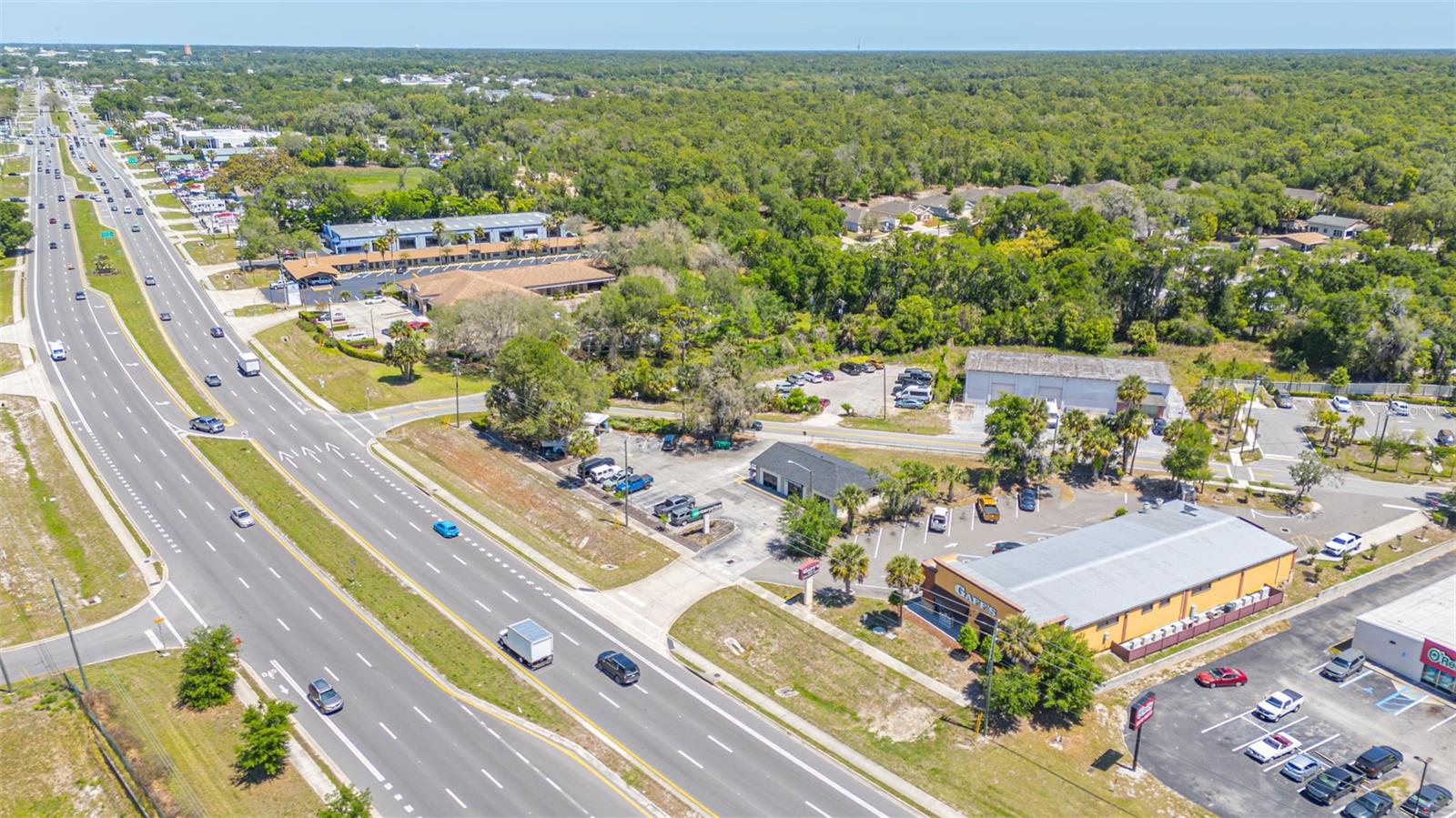 2055 S WOODLAND BLVD, DELAND, FL — photo 3