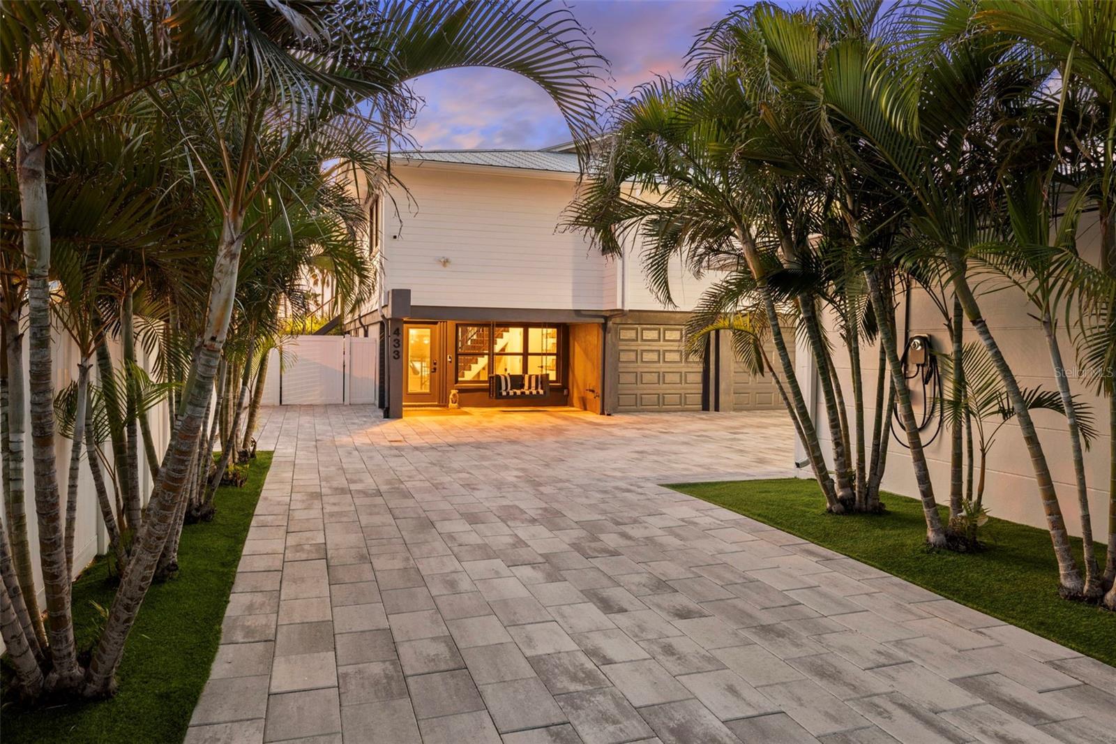 439 CAUSEWAY BLVD, DUNEDIN, FL — photo 2