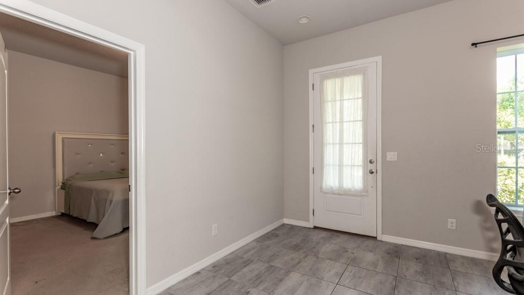 5912 VILLAGE CENTER DR, LITHIA, FL — photo 49