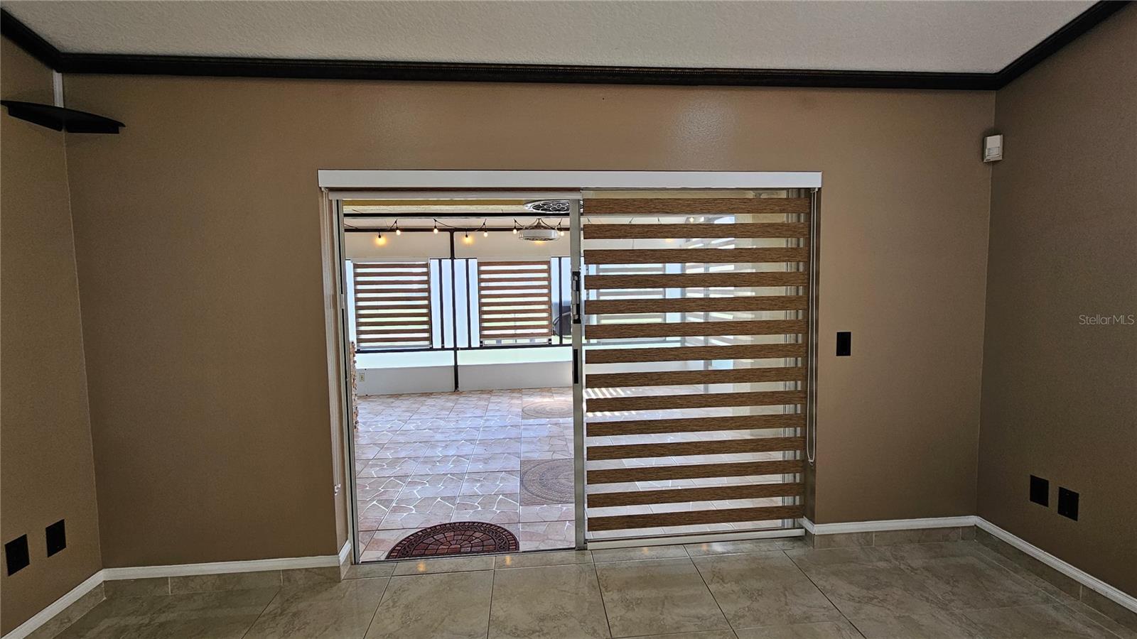 6053 GENTLE BEN CIR, WESLEY CHAPEL, FL — photo 10