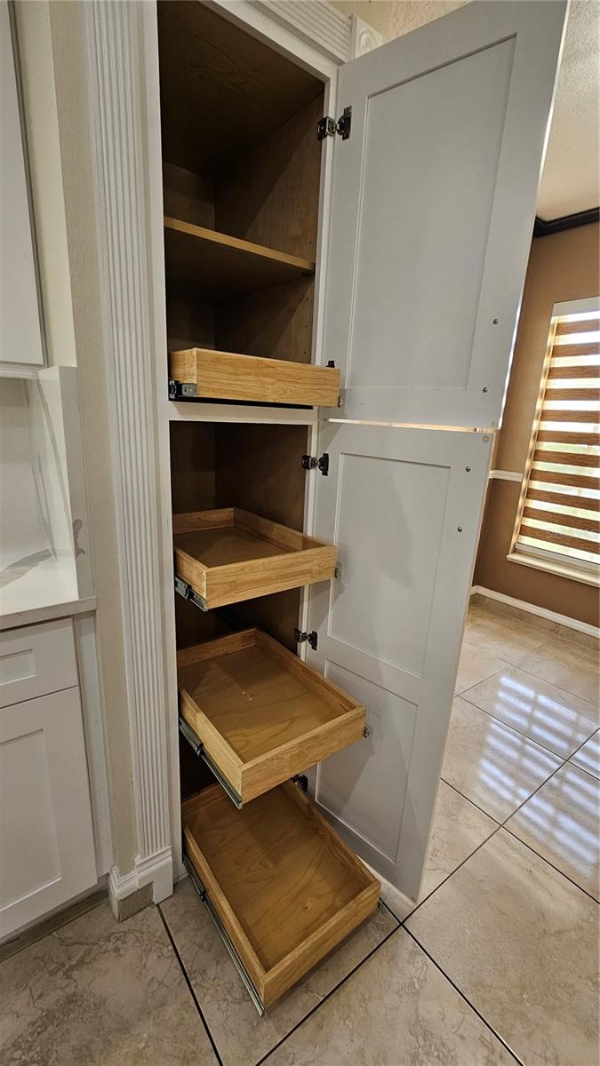 6053 GENTLE BEN CIR, WESLEY CHAPEL, FL — photo 16