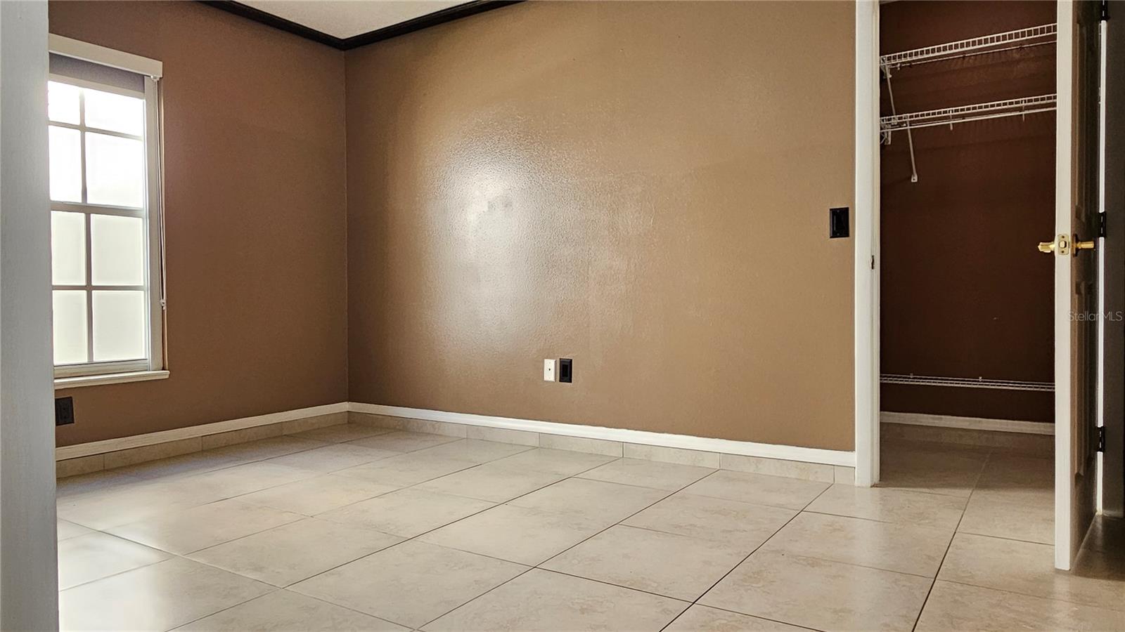 6053 GENTLE BEN CIR, WESLEY CHAPEL, FL — photo 28