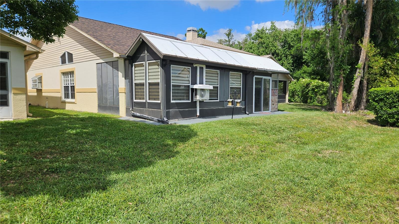 6053 GENTLE BEN CIR, WESLEY CHAPEL, FL — photo 49