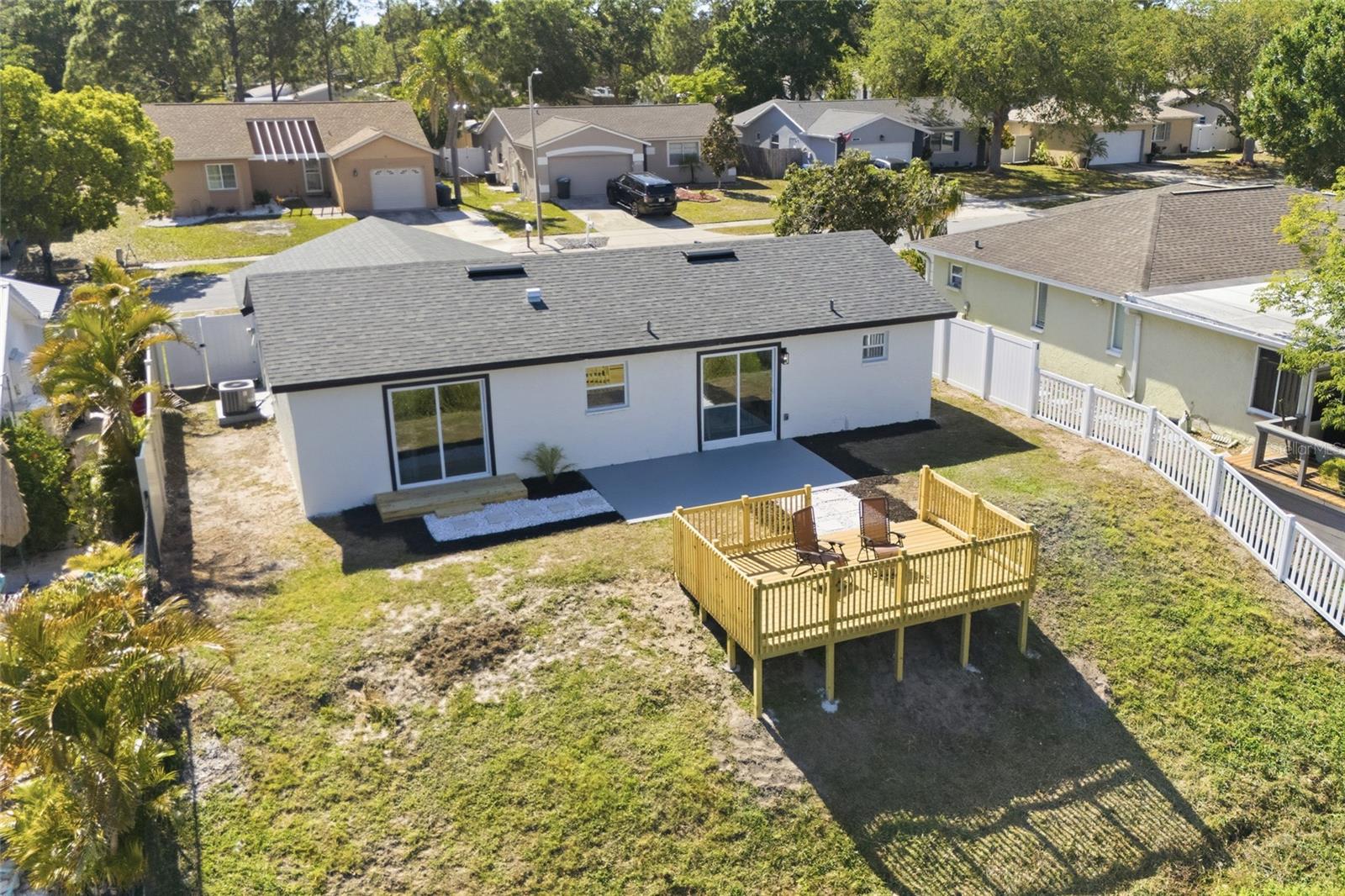 1423 CHESTERFIELD DR, DUNEDIN, FL — photo 29