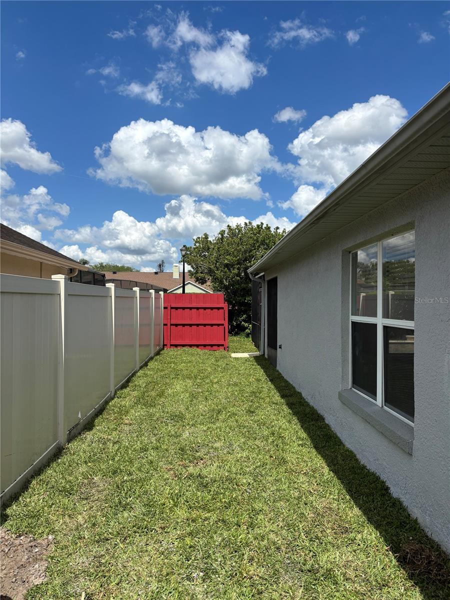 2830 STRAND CIR, OVIEDO, FL — photo 24