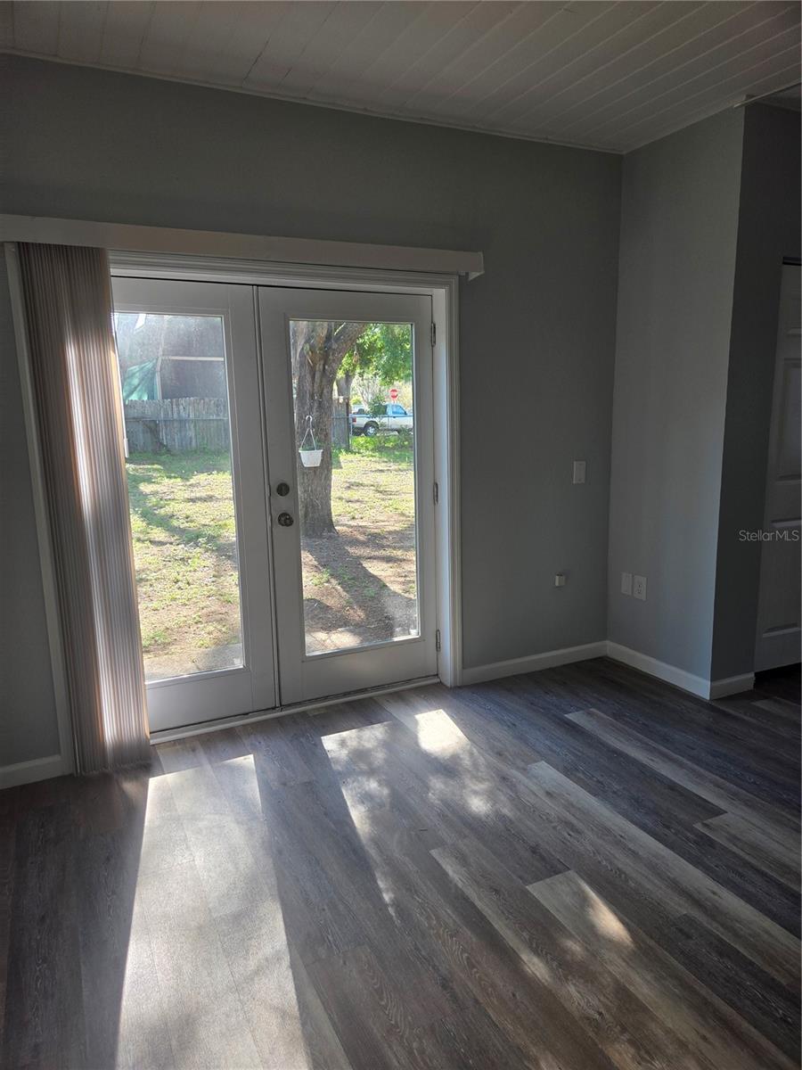 101 E ATWATER AVE, EUSTIS, FL — photo 21