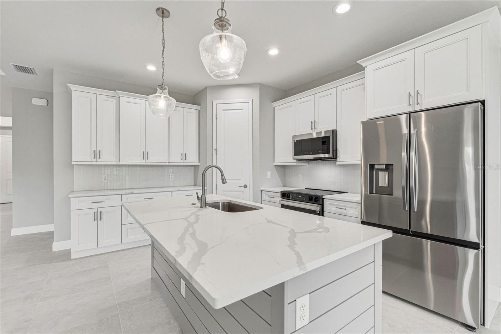 141 SWAN DR, ROTONDA WEST, FL — photo 13