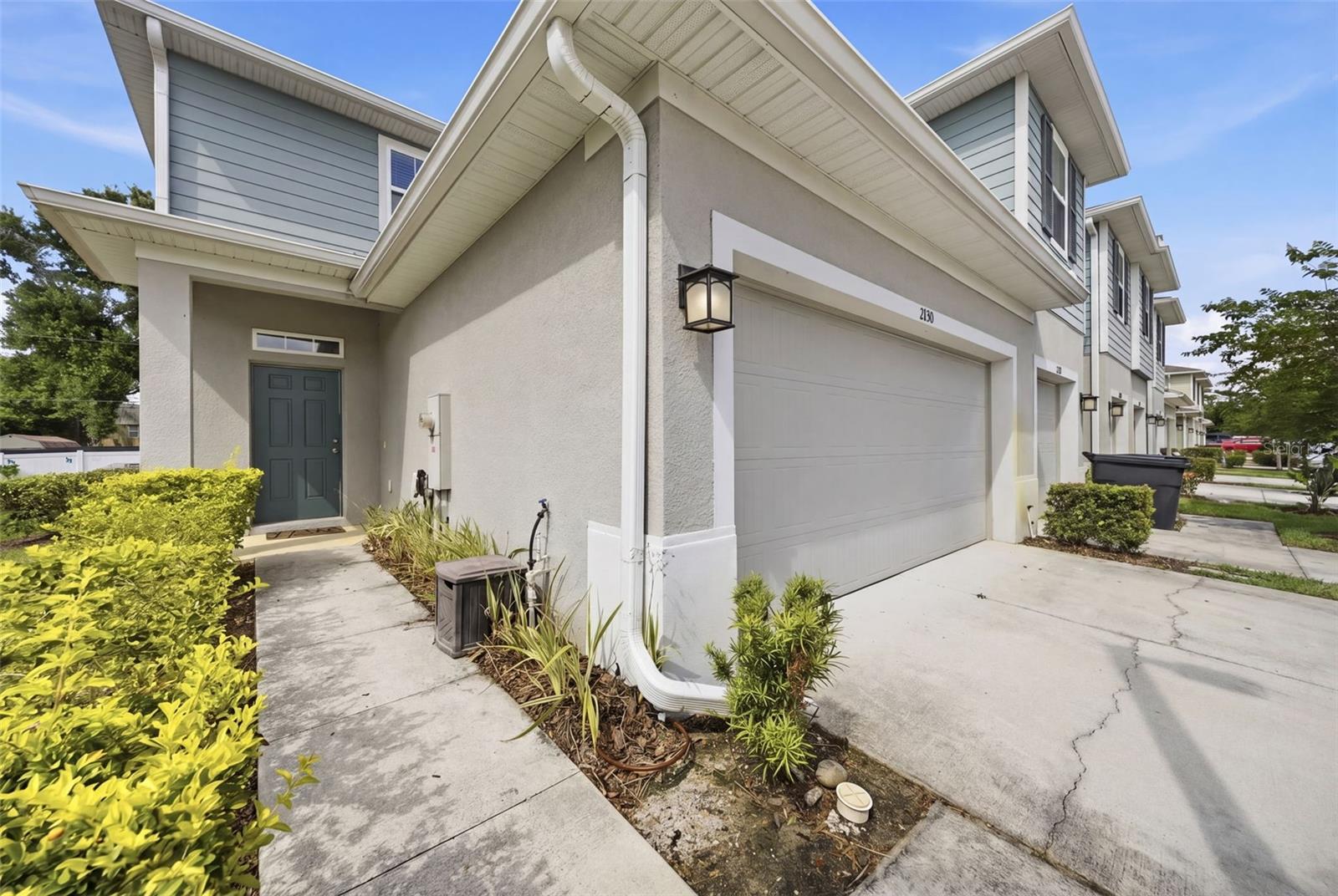 2130 LACEFLOWER DR, BRANDON, FL