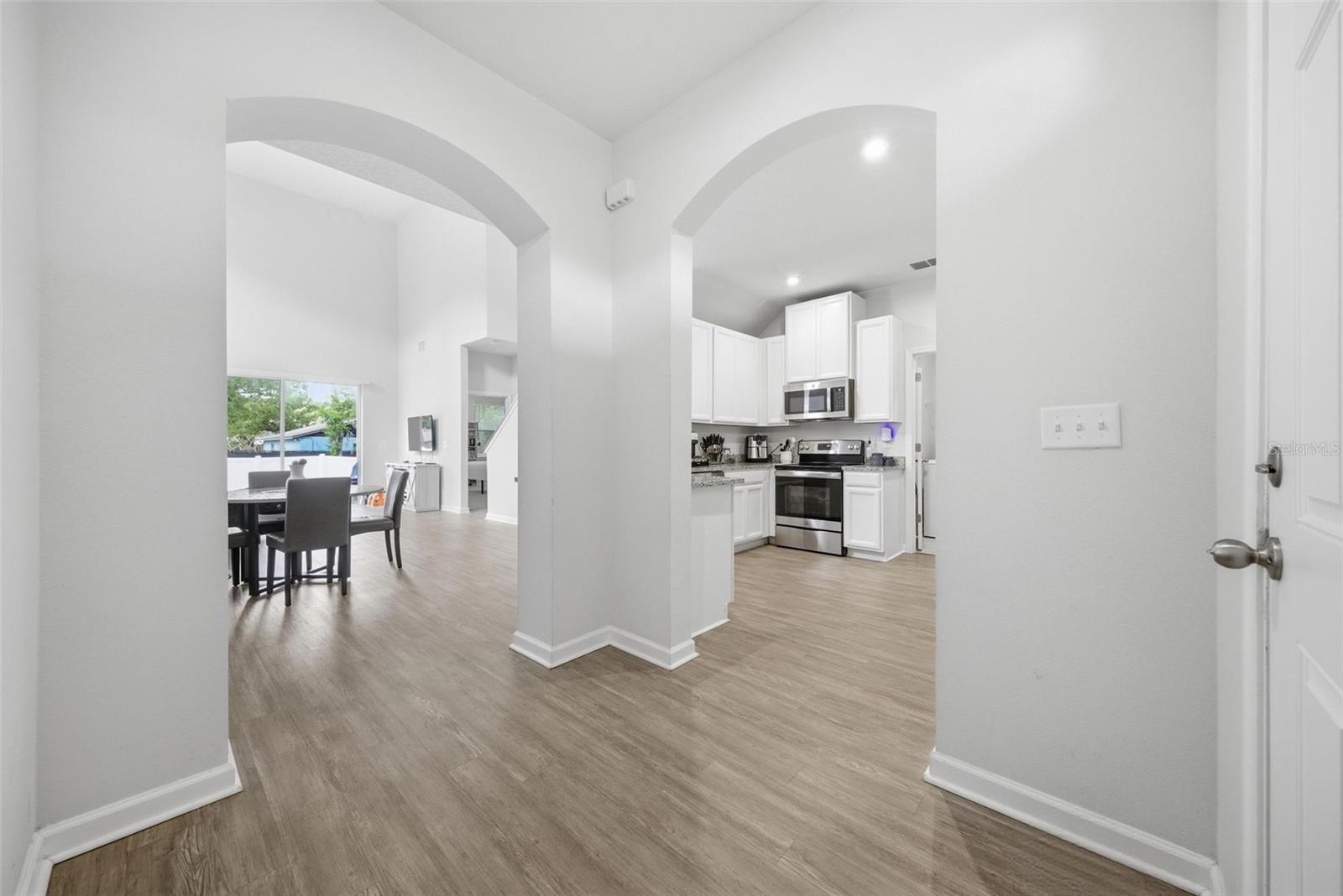 2130 LACEFLOWER DR, BRANDON, FL — photo 3