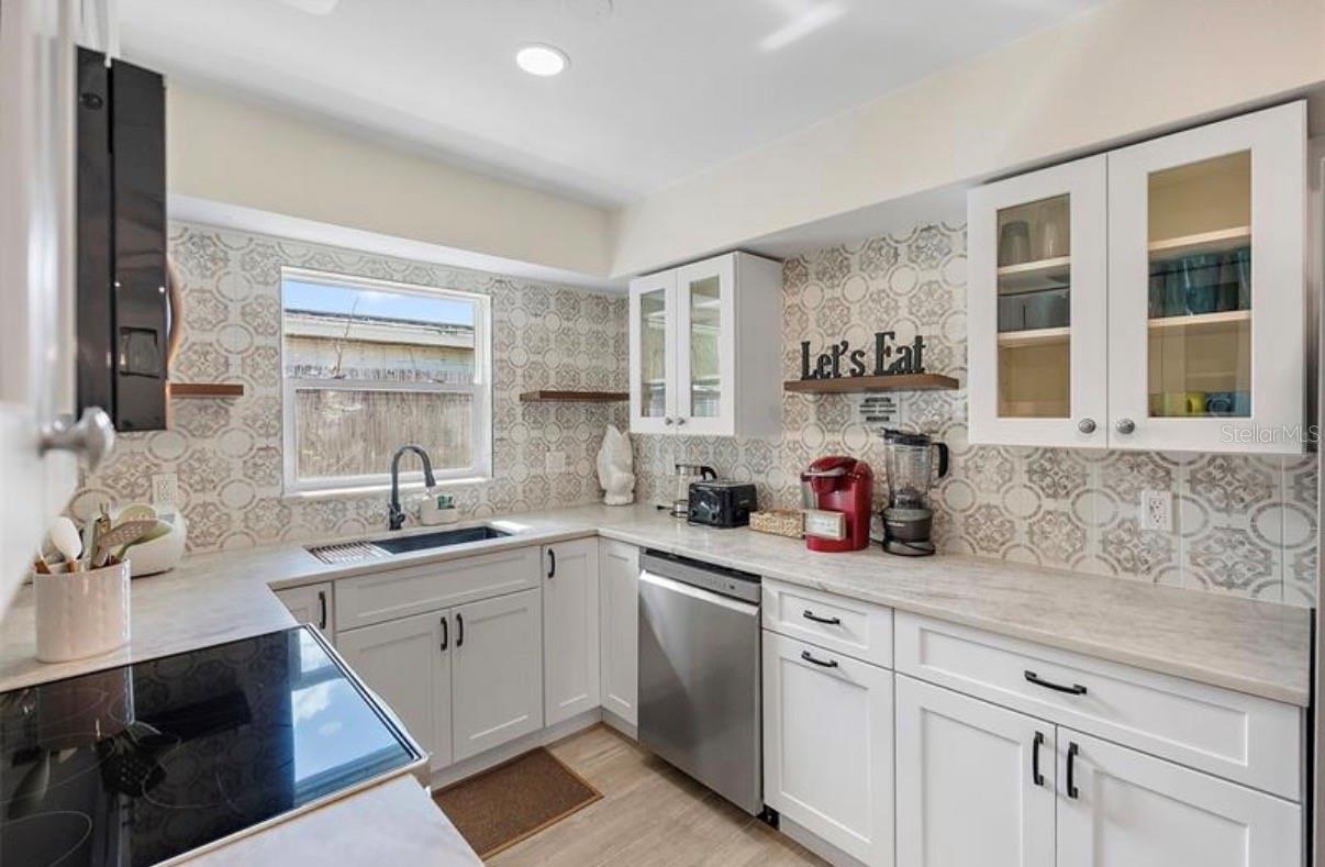 6750 W FLAMINGO WAY S, ST PETERSBURG, FL — photo 14