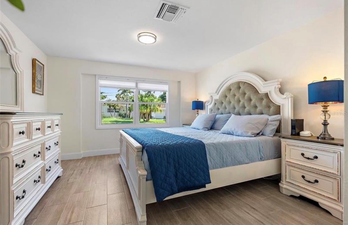 6750 W FLAMINGO WAY S, ST PETERSBURG, FL — photo 17
