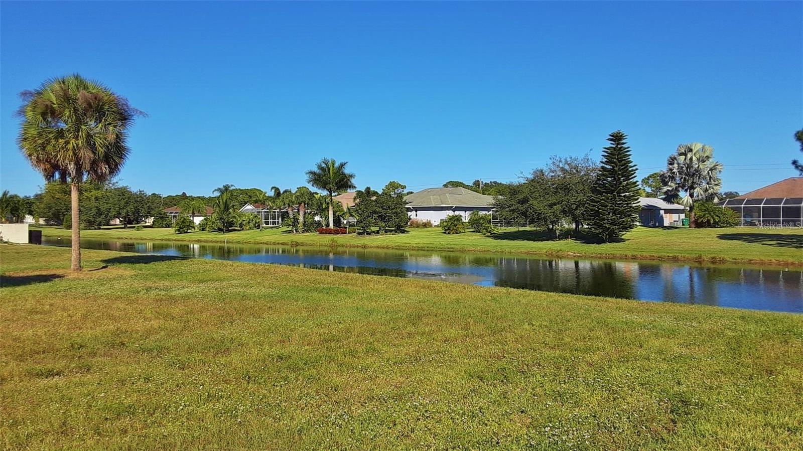 847 ROTONDA CIR, ROTONDA WEST, FL — photo 2