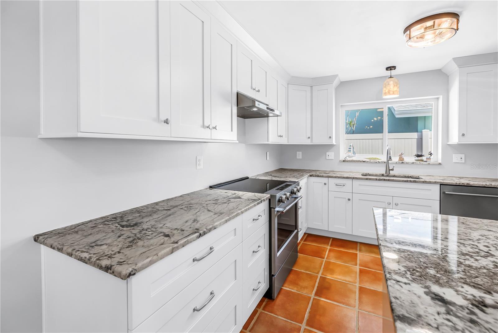 12475 4TH ST E, TREASURE ISLAND, FL — photo 17