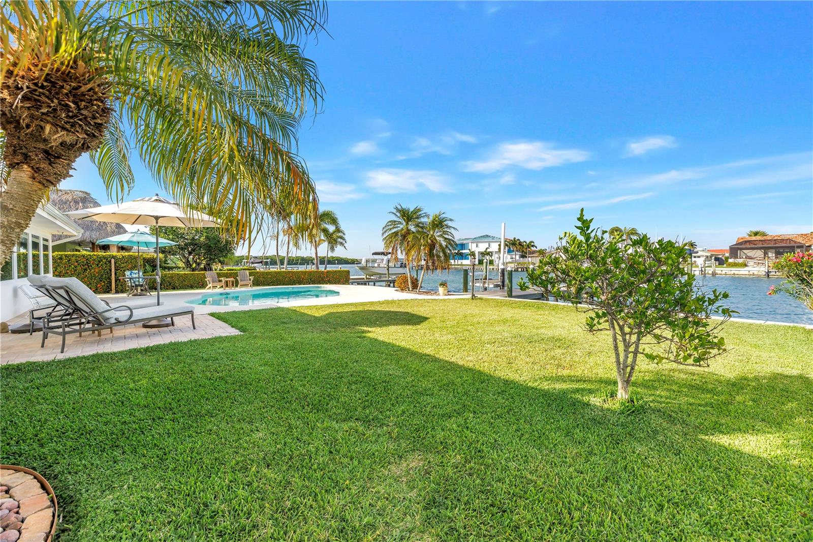 12475 4TH ST E, TREASURE ISLAND, FL — photo 43
