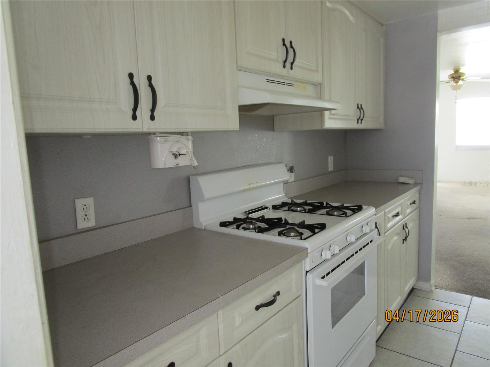 5900 21ST ST N #15, ST PETERSBURG, FL — photo 7