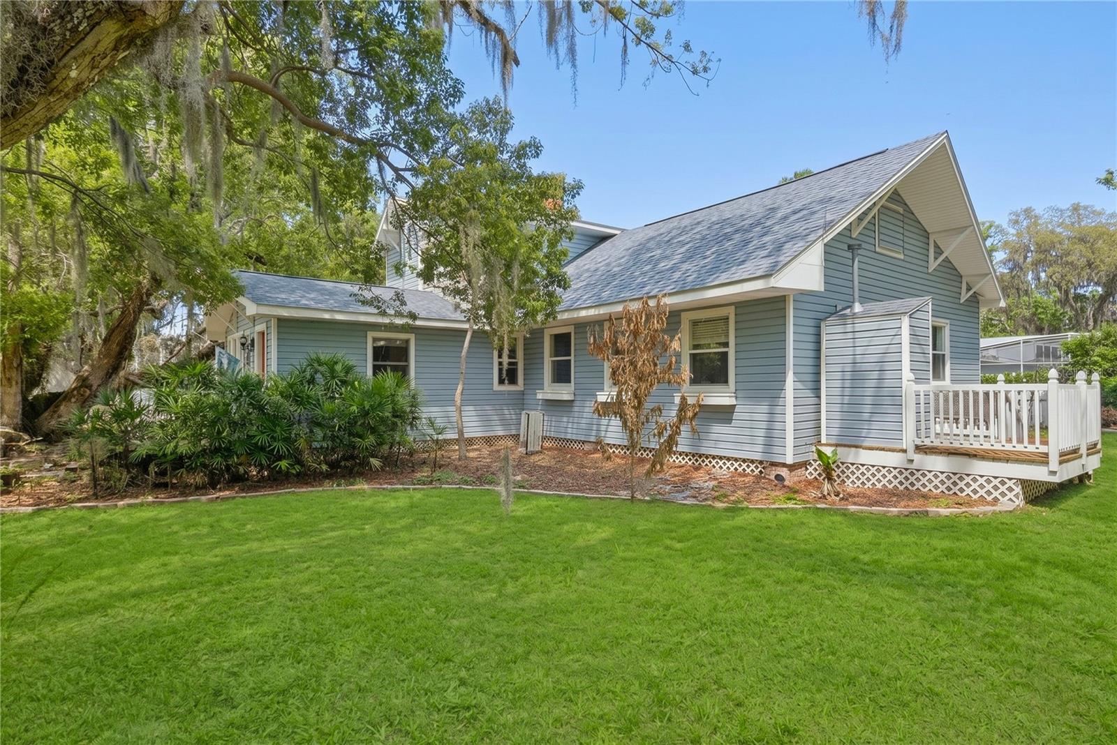 1048 N GRANDVIEW ST, MOUNT DORA, FL — photo 4
