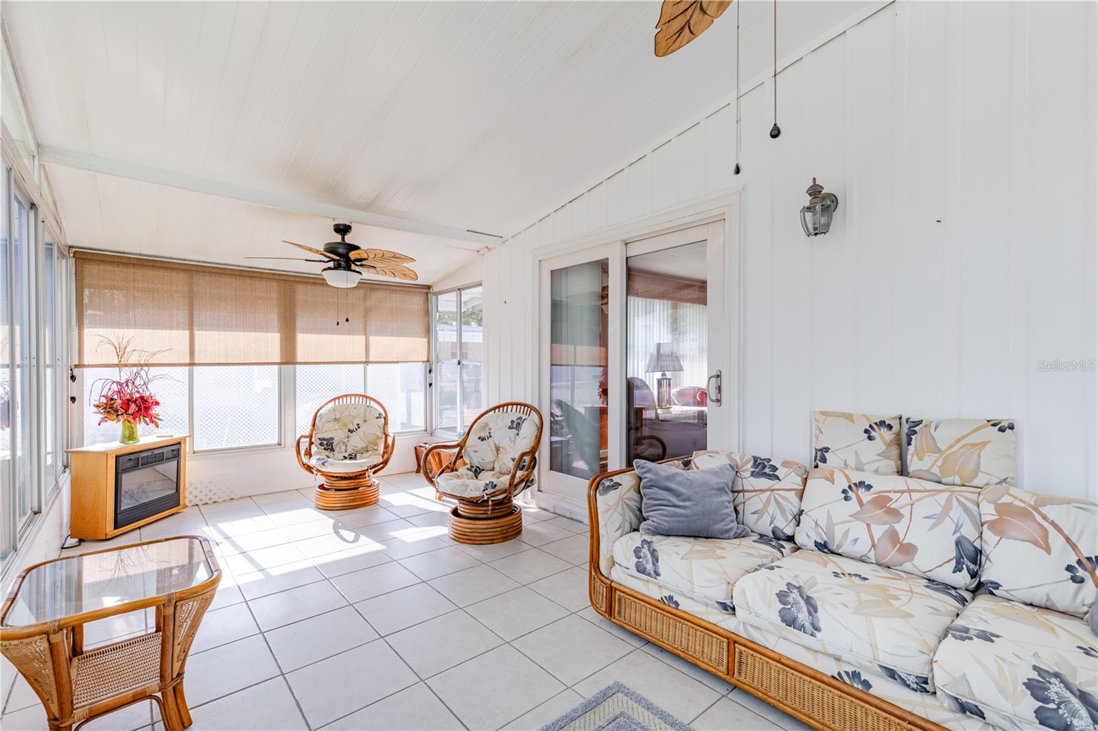 1026 CAPELLA DR, TAVARES, FL — photo 17