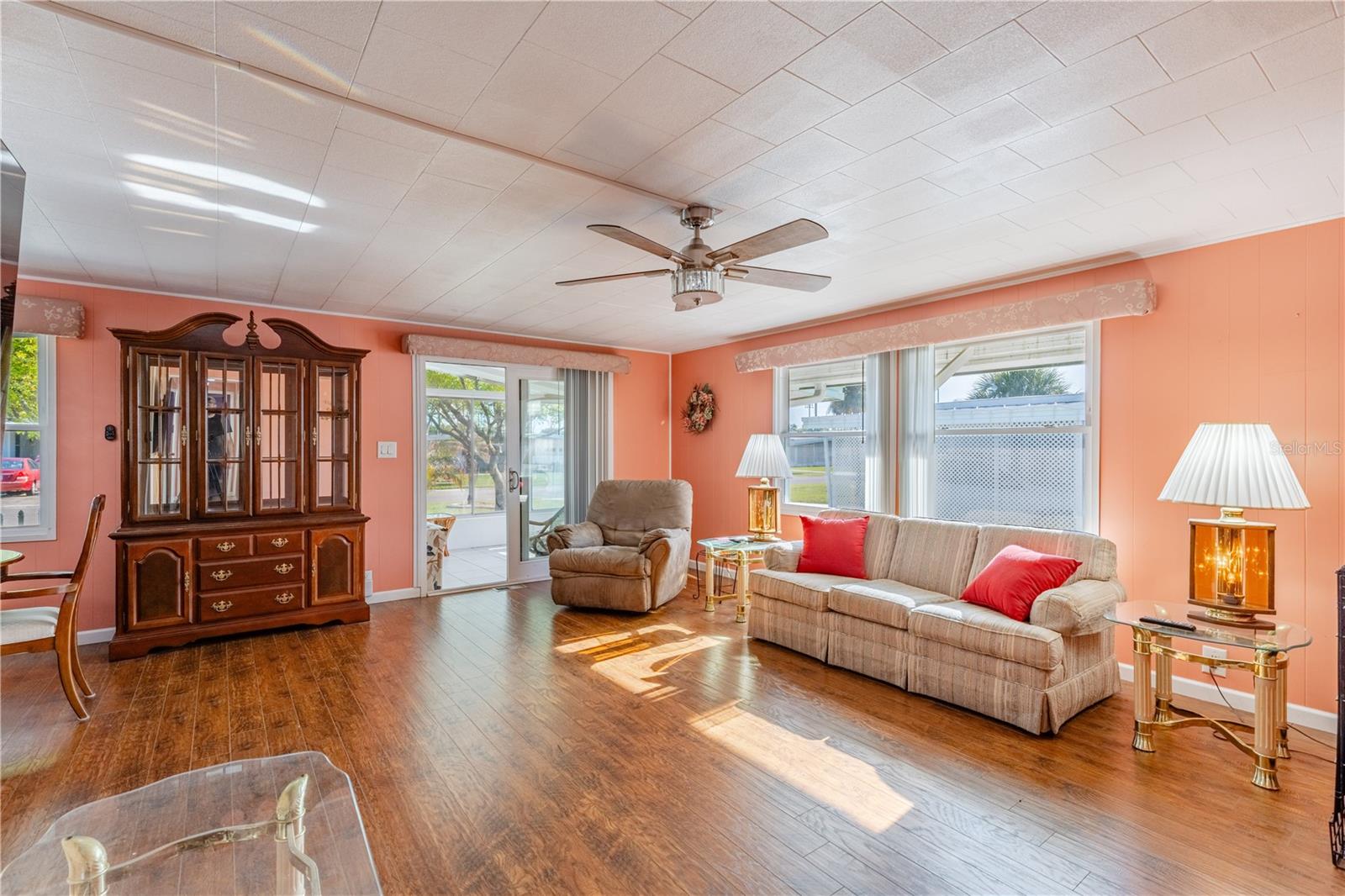 1026 CAPELLA DR, TAVARES, FL — photo 37